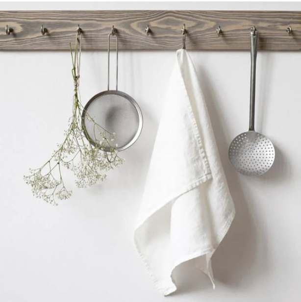 Torchon en lin brodée Blanc cassé - Atelier deux points