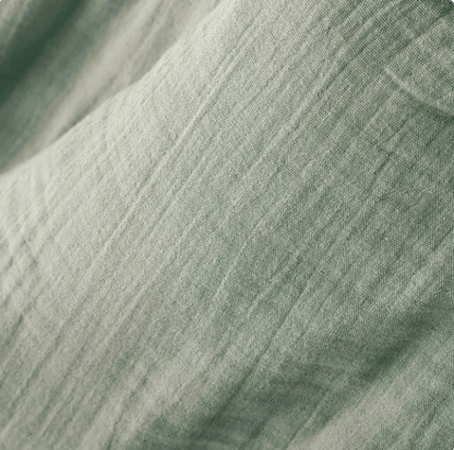 Nappe double gaze de coton unie brodée Eucalyptus - Atelier deux points
