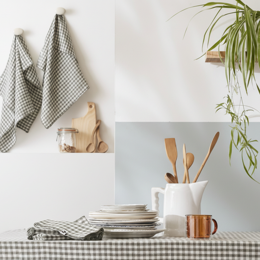 Serviette double gaze de coton vichy brodée romarin - Atelier deux points